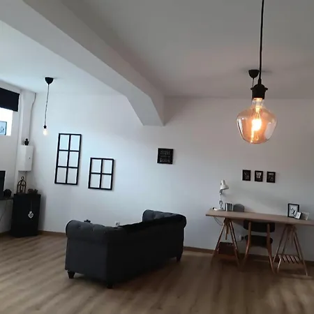 Le Manoir De Severine Pommereux