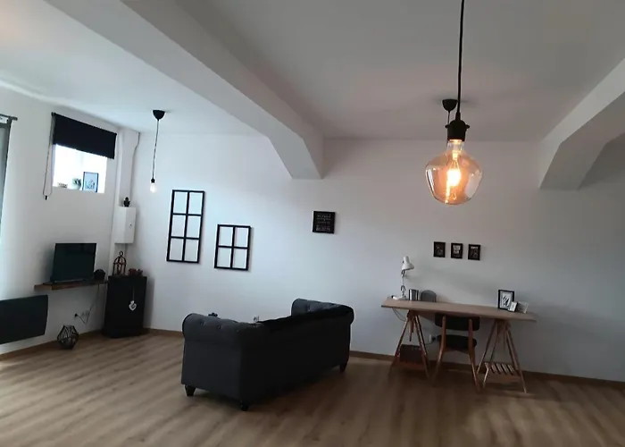 Le Manoir De Severine Pommereux